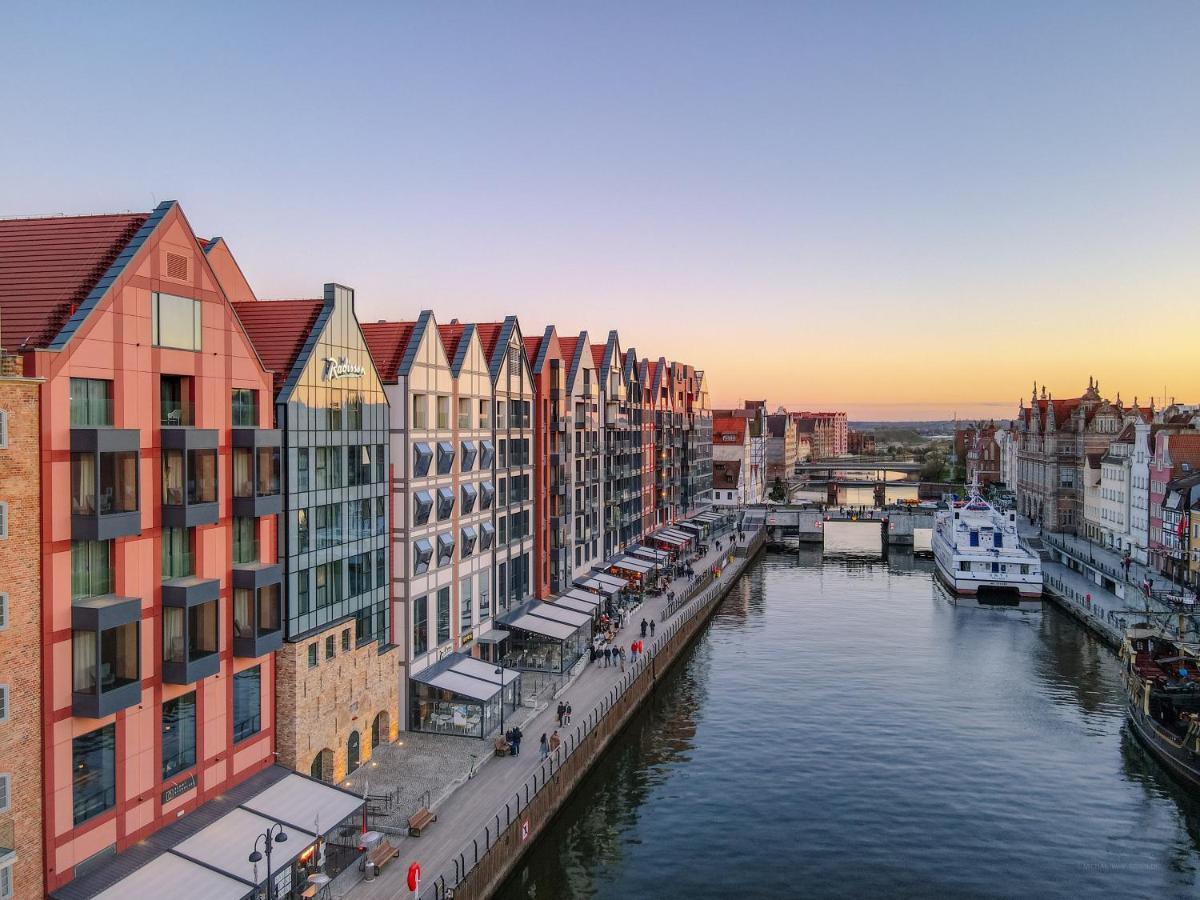 Rent Like Home - Deo Plaza Wyspa Spichrzow Gdansk Exterior photo